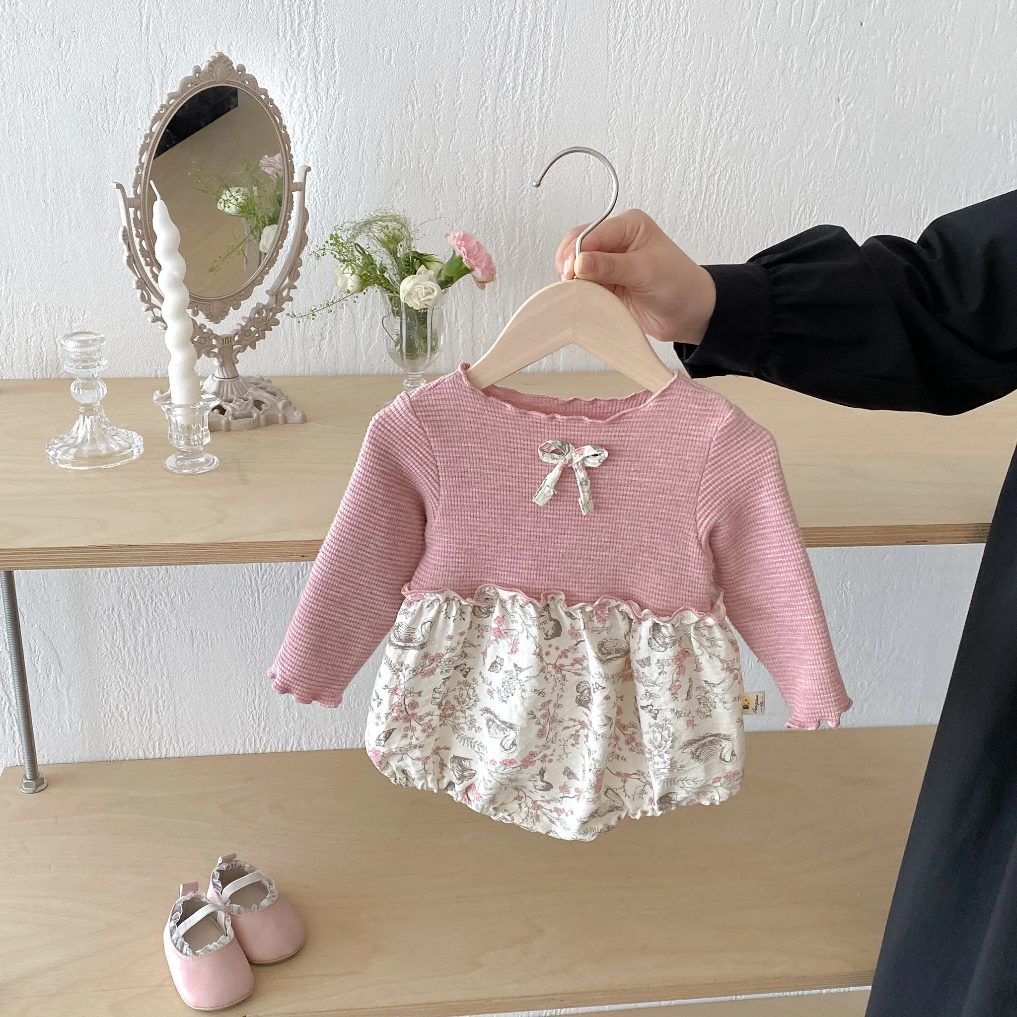 Autumn Baby Girl Long-Sleeved Triangular One-Piece Dress With Patchwork Printed Climbing Suit