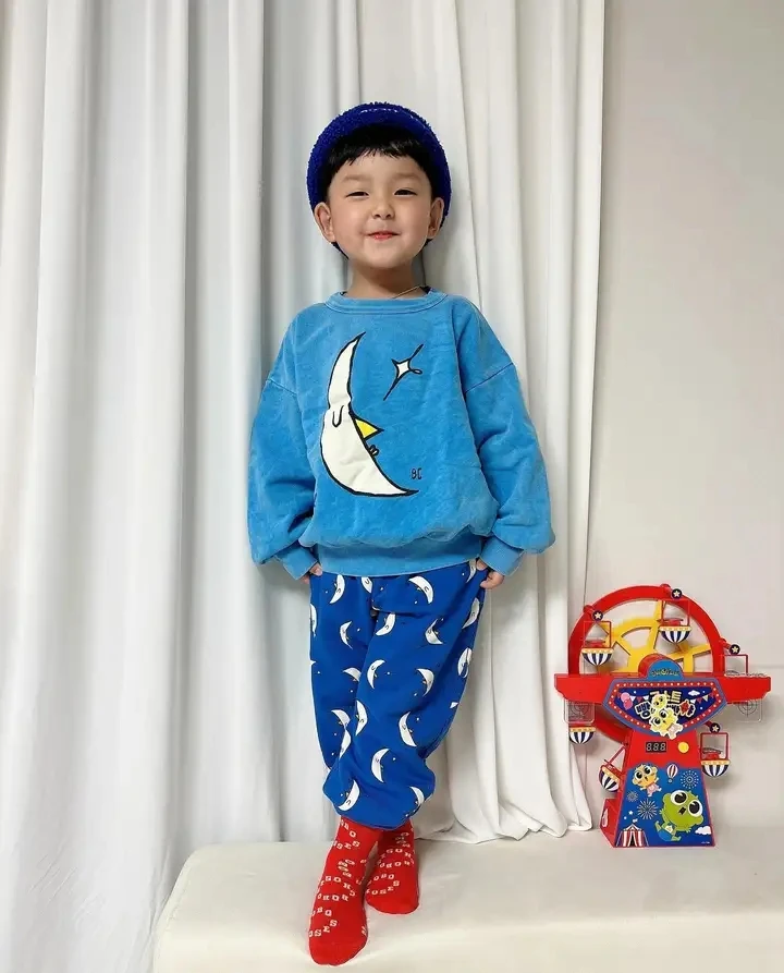 Korean INS 2024 Children's Autumn Winter Long Sleeve O-Neck Sweatshirt Cute Tops for Girls And Boys Baby Sweaters Kids Clothing