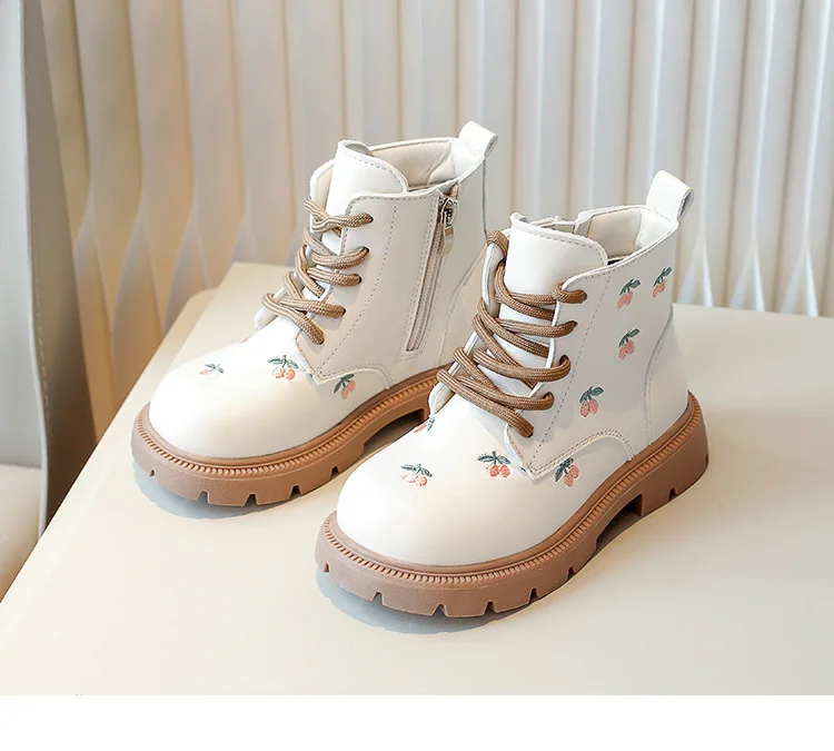 Girl's Ankle Boot Sweet Fashion Embroider Children Spring Autumn Leather Boots Causal Versatile Kid Princess Shorts Single Boots