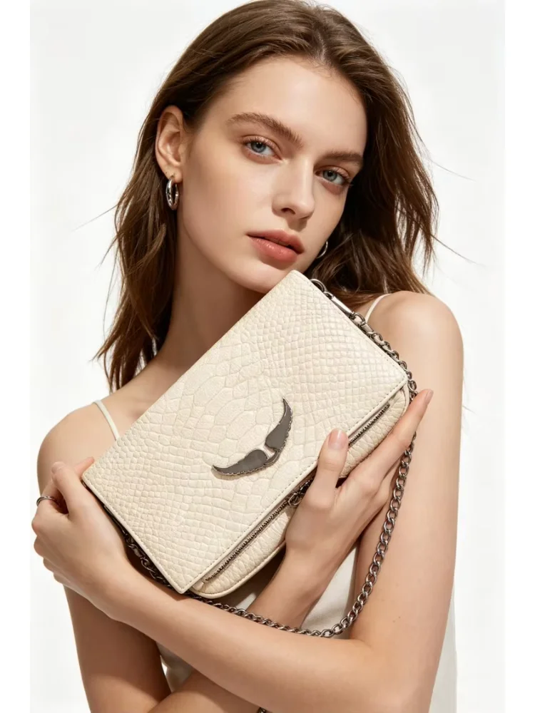 2026 Fashion Women Textured Leather Tote Bag Letter Print Shoulder Crossbody Bag Bolso de Hombro Luxury Multifunctional Mommy Di