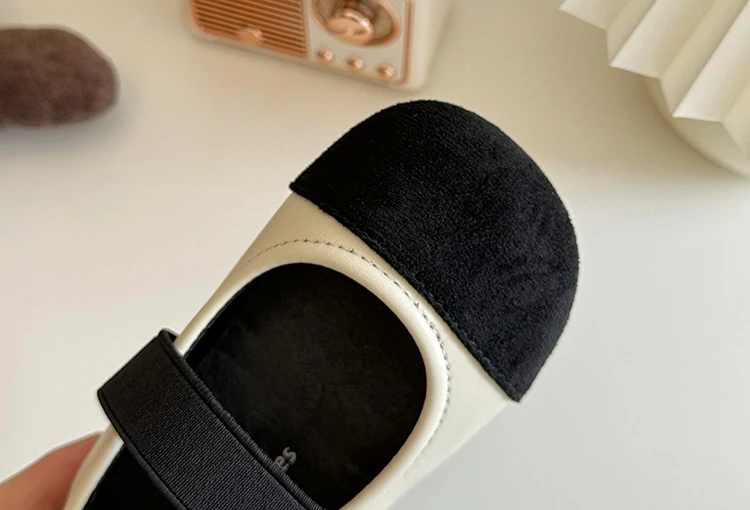 Girl Leather Shoes 2026 Autumn New Brand Girl Shoes French Princess Shoe Elegant Mary Jane Shoe Soft Sole Party Dresses for Girl