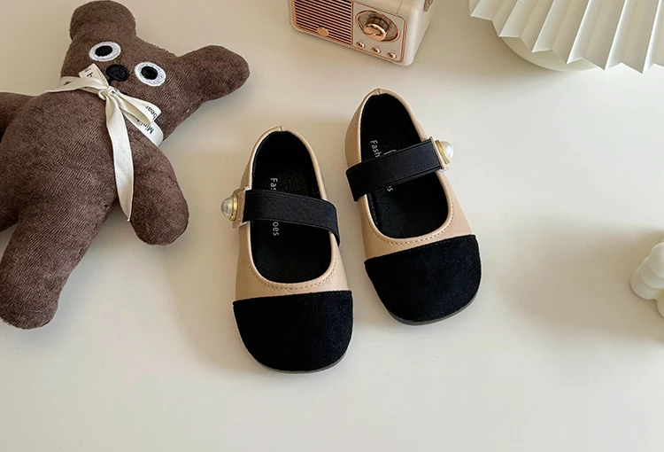 Girl Leather Shoes 2026 Autumn New Brand Girl Shoes French Princess Shoe Elegant Mary Jane Shoe Soft Sole Party Dresses for Girl