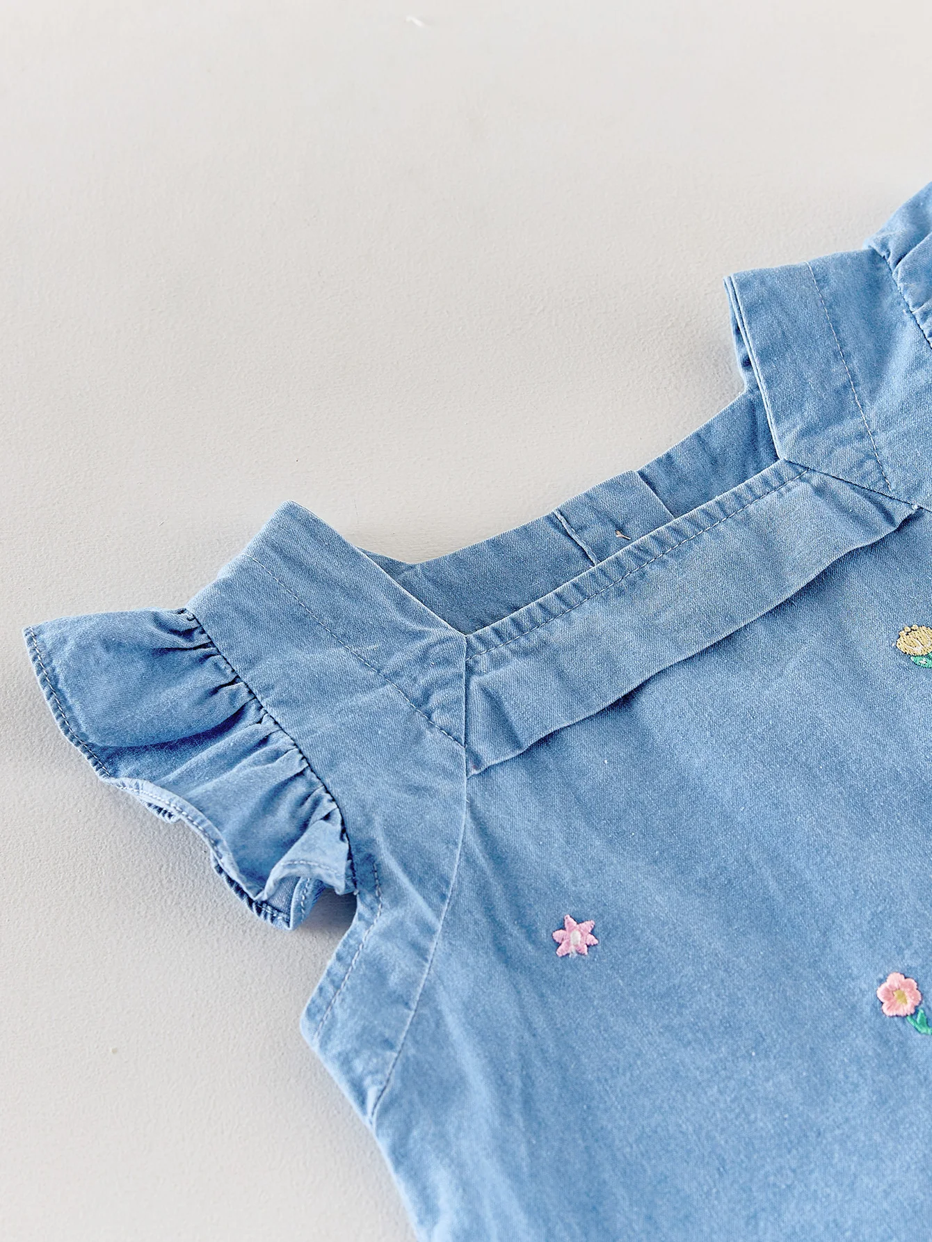 2026 Summer Girls' Flared Denim Embroidered Set - Fashion Lightweight Top + Shorts Set for Baby Girls