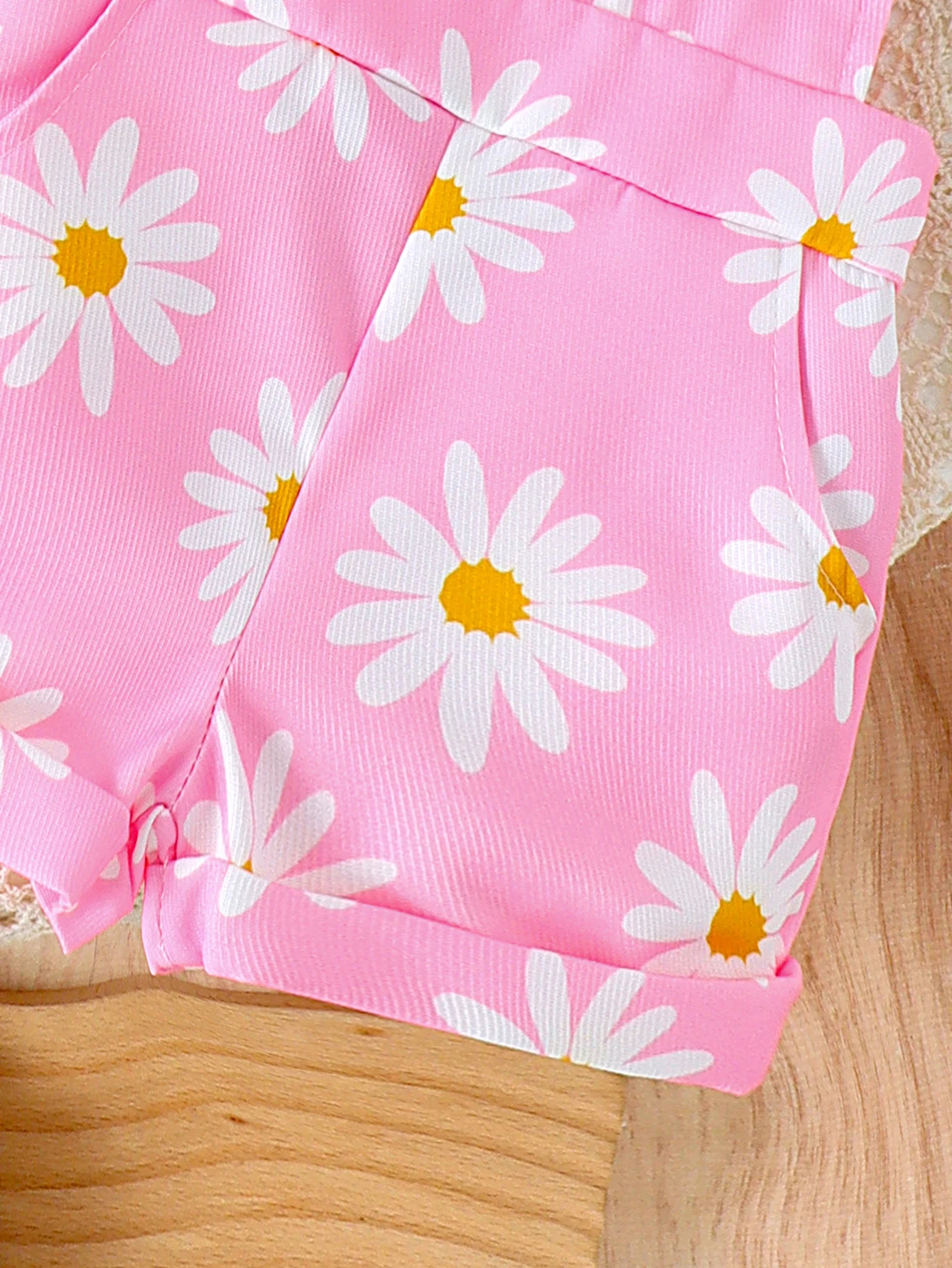 2pcs Cross-border Summer New Girl Sweet and Cute 1-7 Years Old Top Short-Sleeved Shirt + Printed Bib Pants