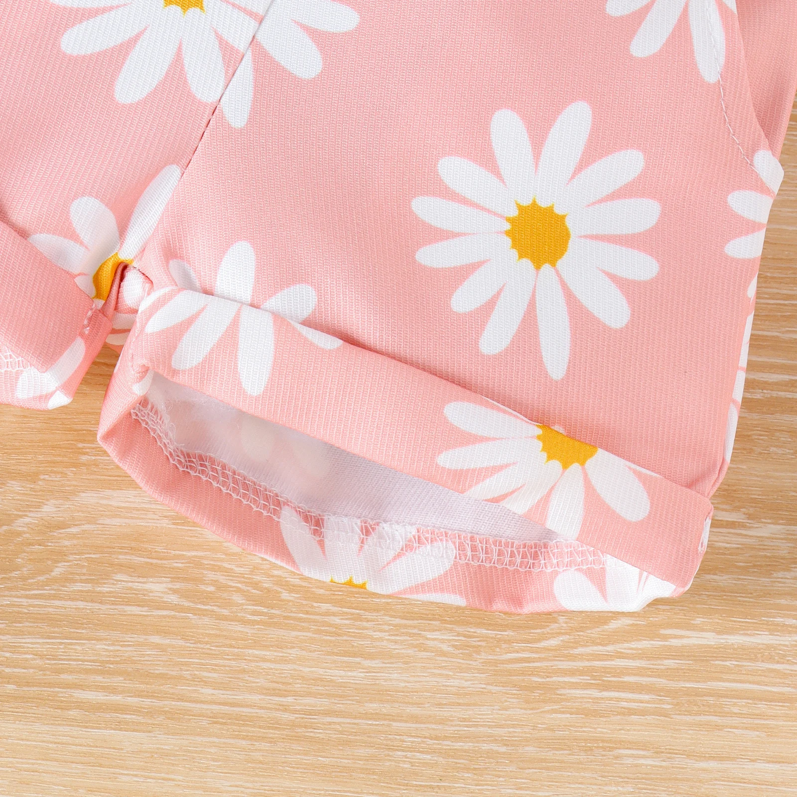 2pcs Cross-border Summer New Girl Sweet and Cute 1-7 Years Old Top Short-Sleeved Shirt + Printed Bib Pants