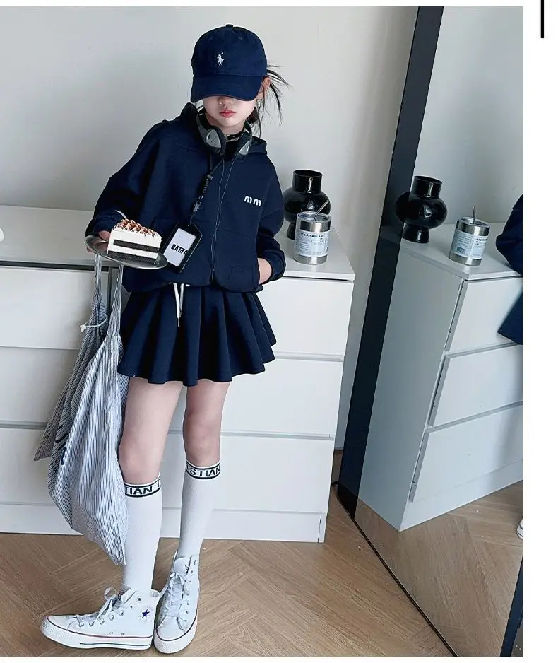 Girls Autumn Casual Outfit Set Two-Piece Long-Sleeve Top + Short Skirt Set Children's Clothing Set Suitable for Girls Aged 7-17