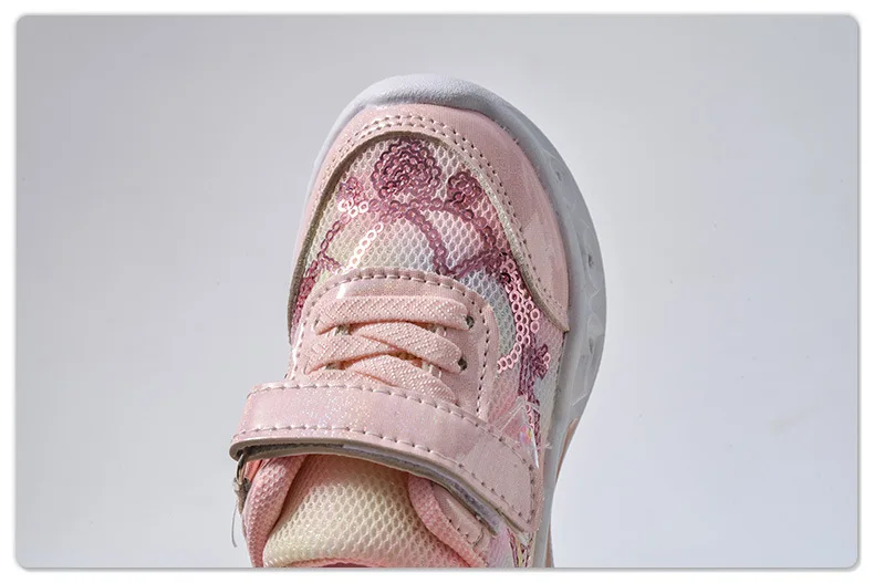 New LED Children Cute Cartoon Sequin Casual Sneaker for Children Shoes Girl Mesh Breathable Lighting Shoes Baby Illuminated Shoe