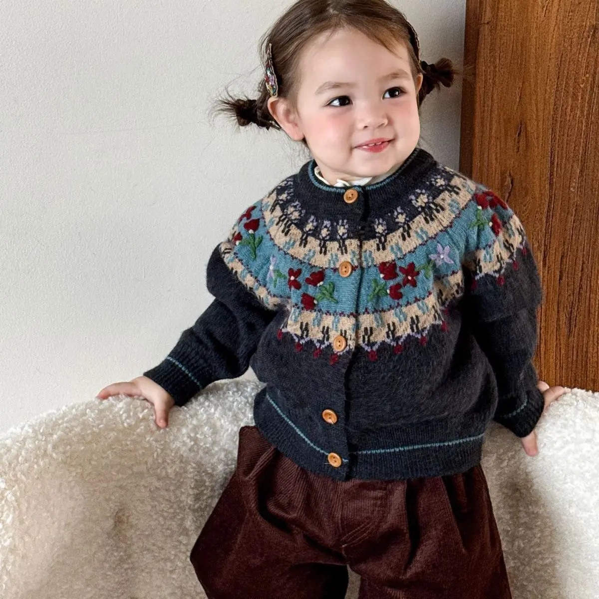 Girls' Sweater Coat for Autumn, Stylish and Super Cute Children's Knitted Cardigan, Baby Girl's Clothing