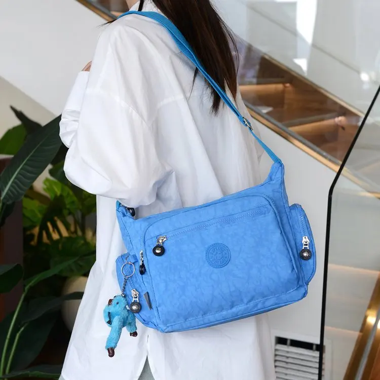 Unique Commuter Diaper Bag Ladies Messenger Bag Solid Color Leather Designer Paris Fashion Popular Classic