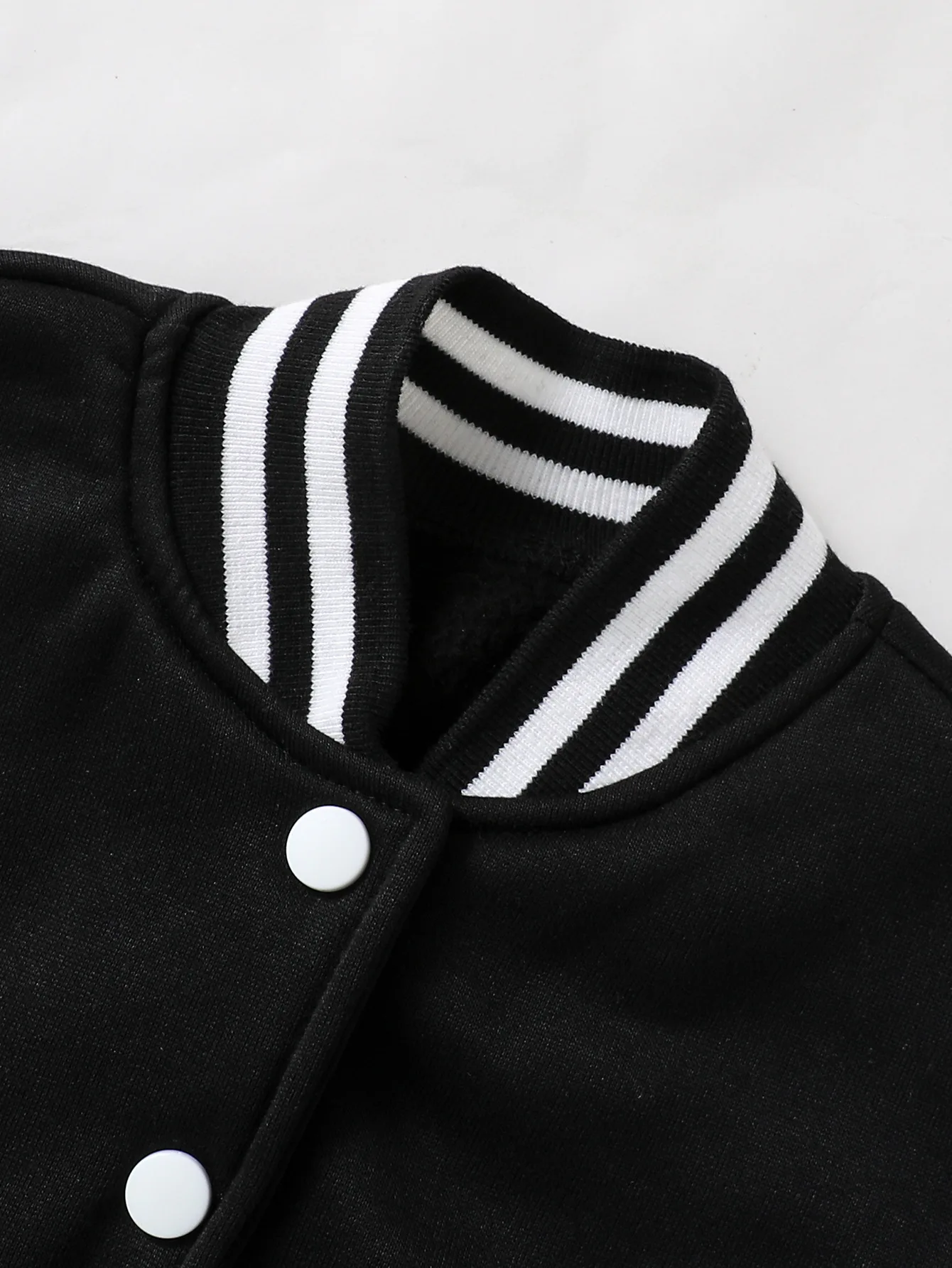 Girls' Spring and Autumn Baseball Jacket, Children's Short Baseball Jacket with Capybara and English Letter Print, Suitable for 4-12 Year Old Kids, Casual Versatile Clothing for Home and Outdoor Wear