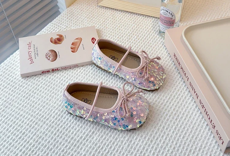 Girls' Shoes 2025 Spring New Fashion Little Girl Sequin Princess Shoes Soft Sole Girls' Shallow Mouth Single Shoes Breathable
