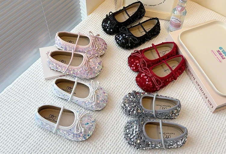 Girls' Shoes 2025 Spring New Fashion Little Girl Sequin Princess Shoes Soft Sole Girls' Shallow Mouth Single Shoes Breathable