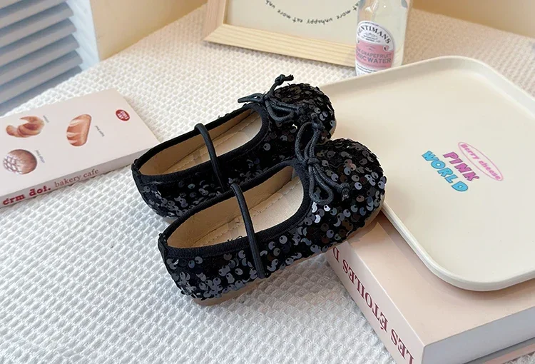 Girls' Shoes 2025 Spring New Fashion Little Girl Sequin Princess Shoes Soft Sole Girls' Shallow Mouth Single Shoes Breathable