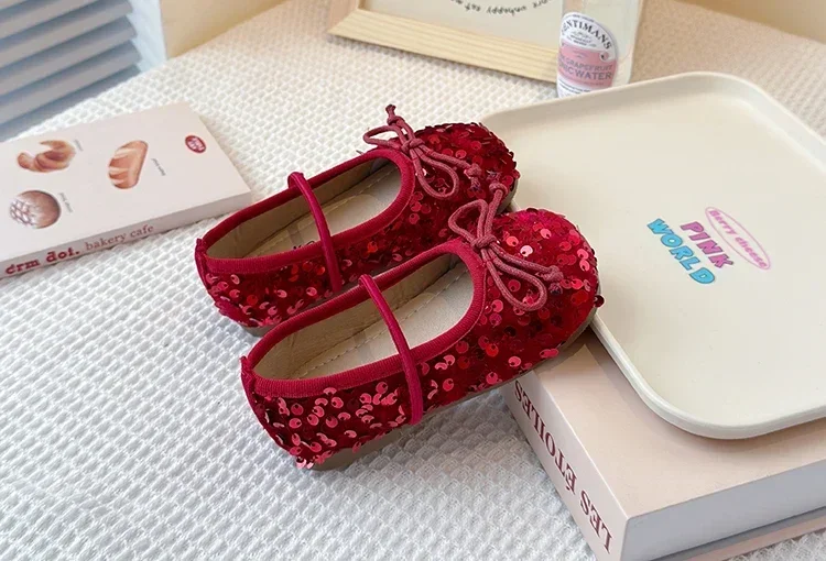 Girls' Shoes 2025 Spring New Fashion Little Girl Sequin Princess Shoes Soft Sole Girls' Shallow Mouth Single Shoes Breathable