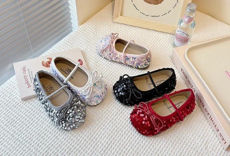 Girls' Shoes 2025 Spring New Fashion Little Girl Sequin Princess Shoes Soft Sole Girls' Shallow Mouth Single Shoes Breathable