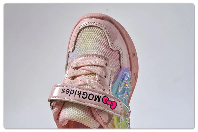 2026 New Kids Casual Shoes Girls Led Light Cartoon PU Leather Fashion Sport Flat Bottom Shoes Breathable Purple Pink Size 21-30
