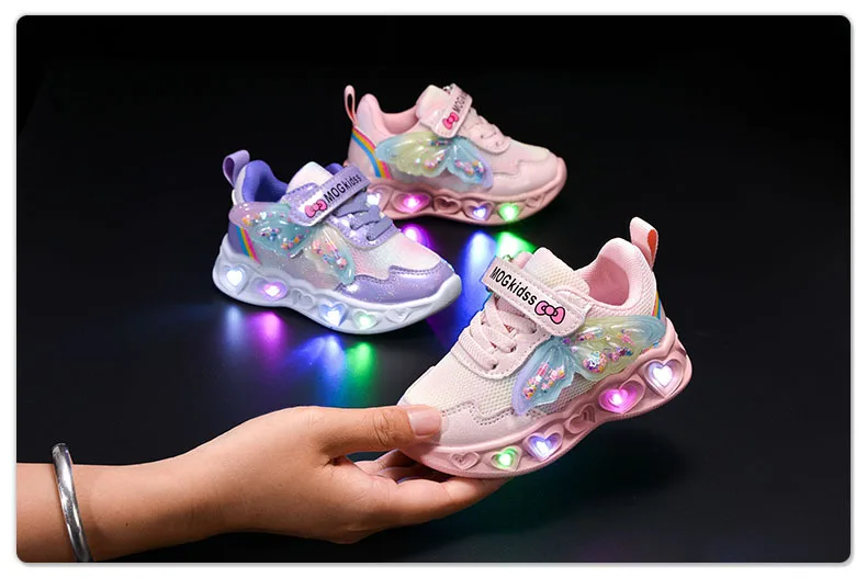 2026 New Kids Casual Shoes Girls Led Light Cartoon PU Leather Fashion Sport Flat Bottom Shoes Breathable Purple Pink Size 21-30
