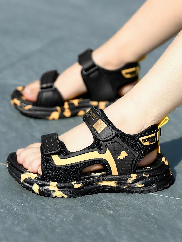 New Summer Beach Water Children Sandals Fashion Shoes Lightweight Non-slip Soft Bottom Shading Leather Boys Comfortable