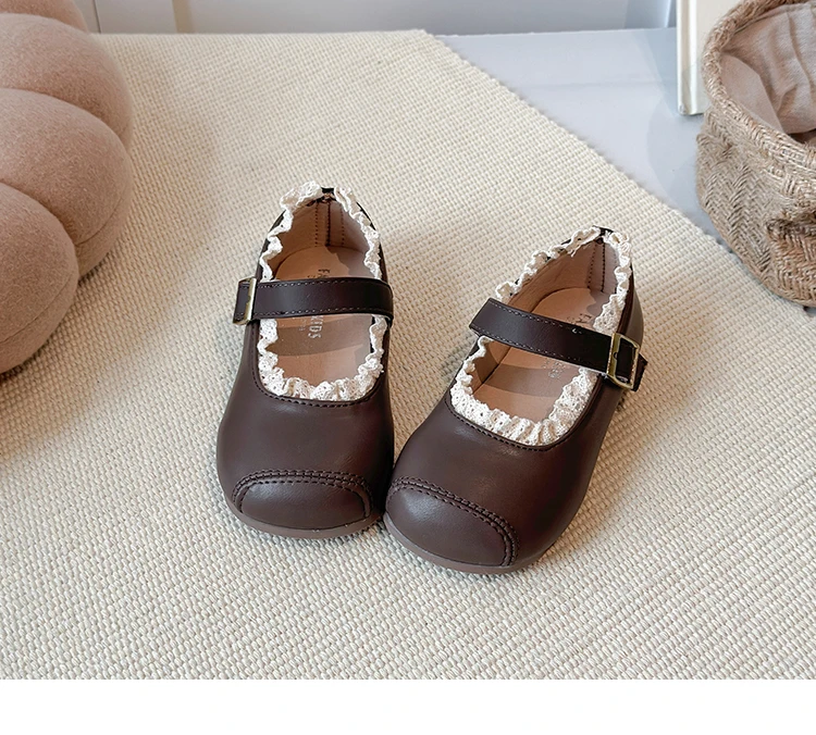 2025 New Children's Flats Simple Lolita Girls Princess Leather Shoes Walking Versatile Sweet Pleated Kids Causal Fashion Shoes