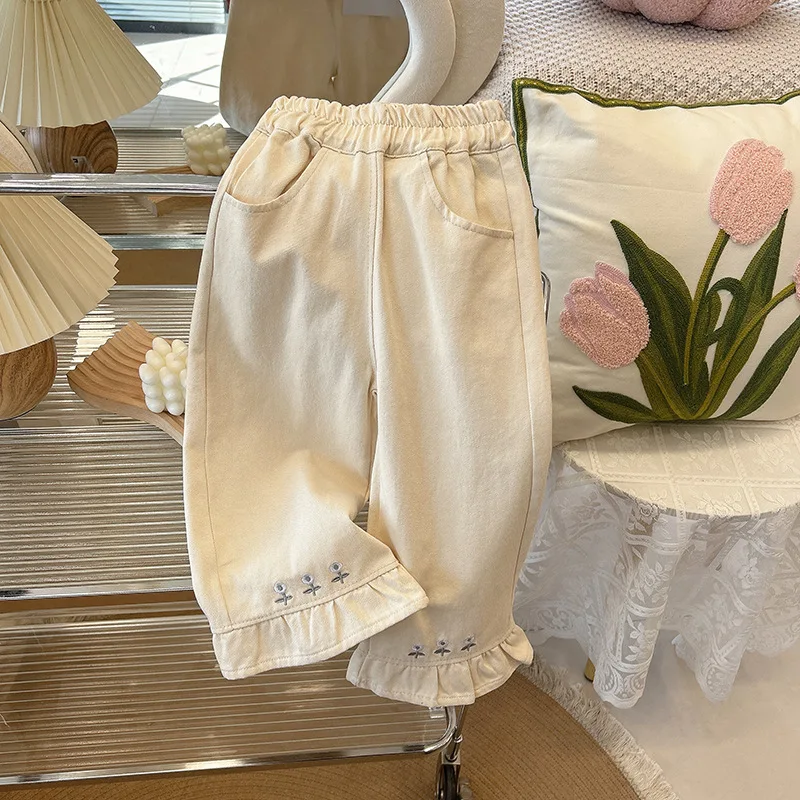1 to 8 Years Girls Pants Kids Embroidered Flower Jeans Autumn Spring New Fashion Children Pants Korean Breathable Soft Trousers