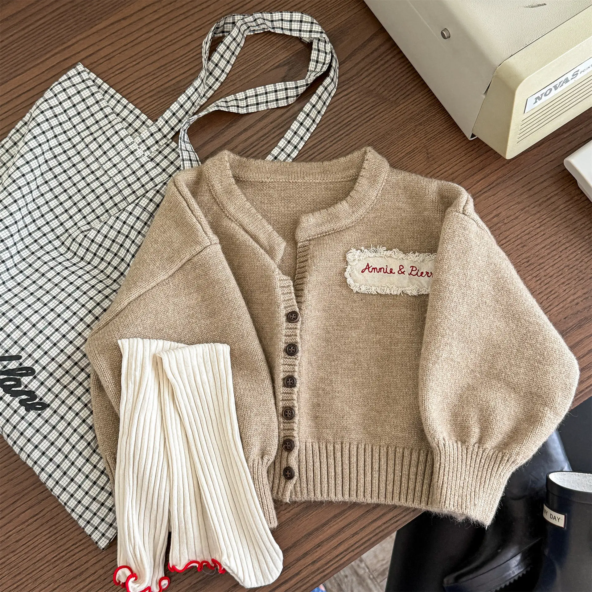Girls Sweater 2026 Autumn New Children's Clothing Korean Style Girl Baby Fashion Loose Sweater Cardigan Casual Simple Daily