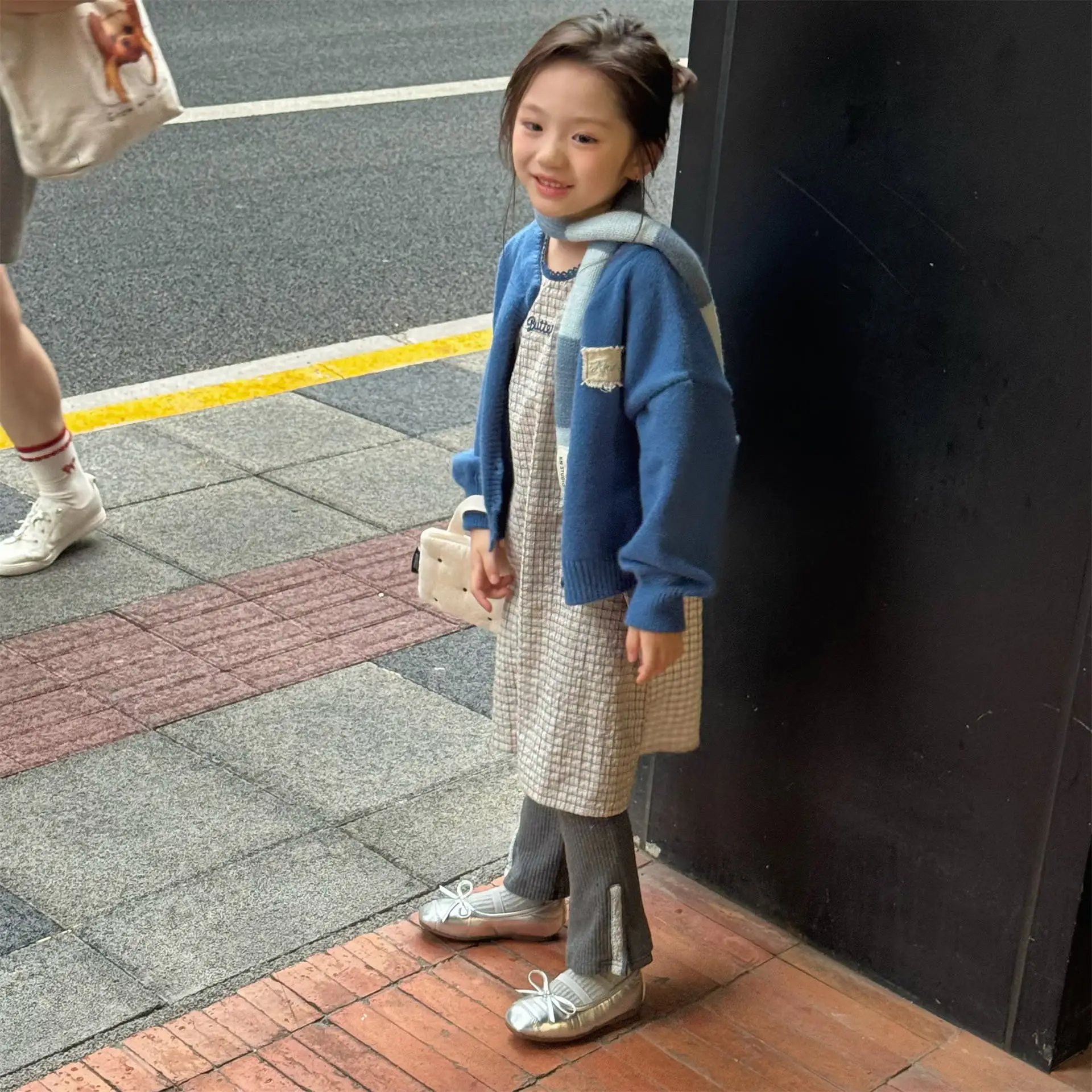 Girls Sweater 2026 Autumn New Children's Clothing Korean Style Girl Baby Fashion Loose Sweater Cardigan Casual Simple Daily