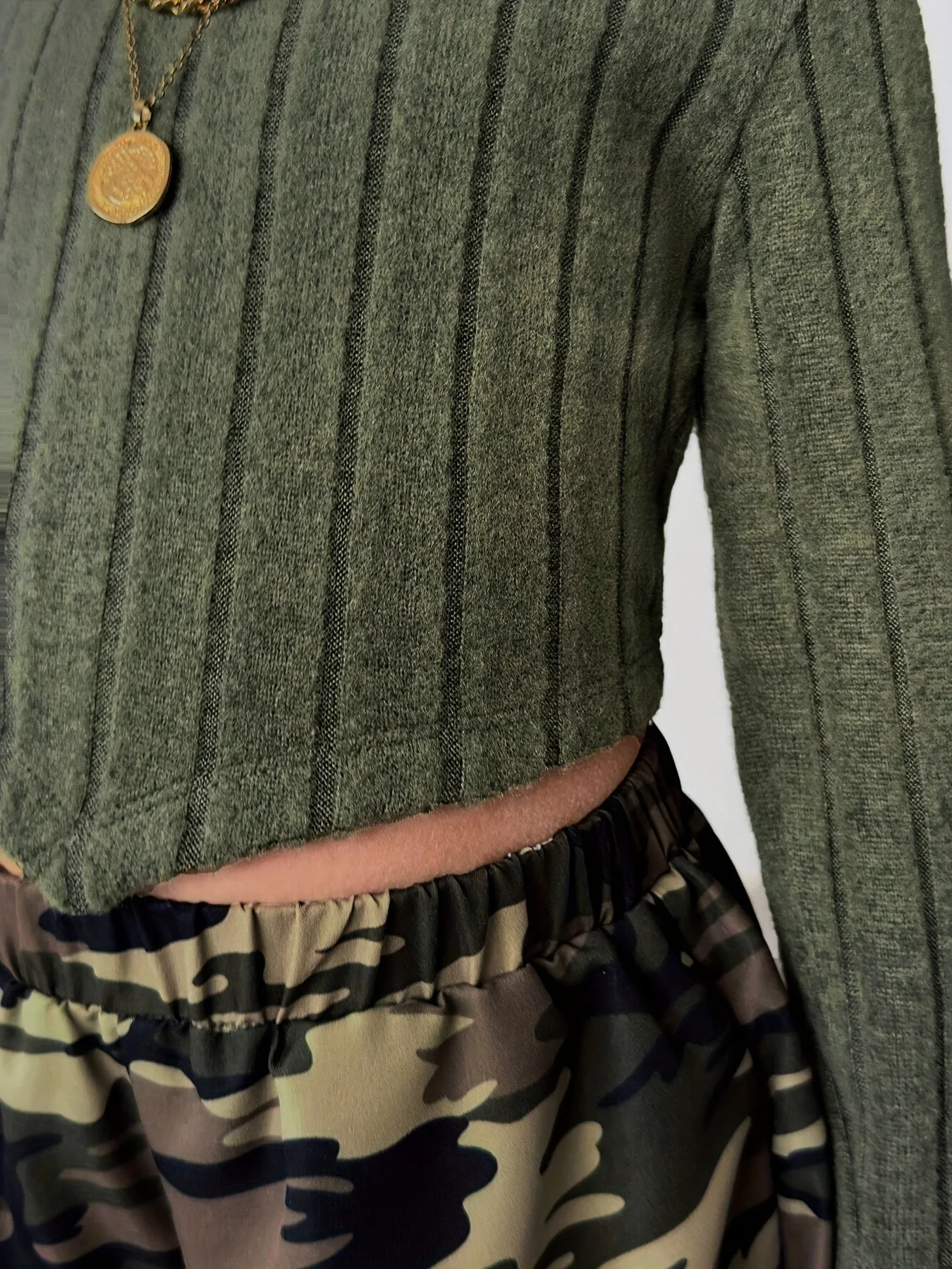 Trendy Girls 2Pcs Co-Ord, Olive Ribbed Long Sleeve Crop Top & Camouflage Wide Leg Trousers for Daily Street Style