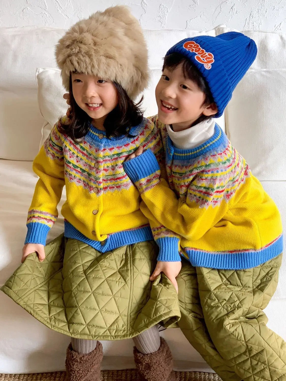 Korean Style Children's Clothing2026New Winter Vintage Fair Isle Jacquard Knit Cardigan for Girls
