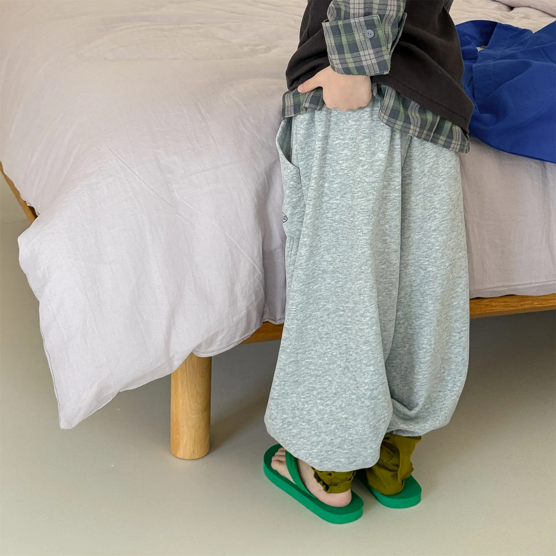 2026 Spring New Children Loose Sweatpants For Boys Girls Letter Casual Pants Baby Cotton Trousers Fashion Kids Clothes