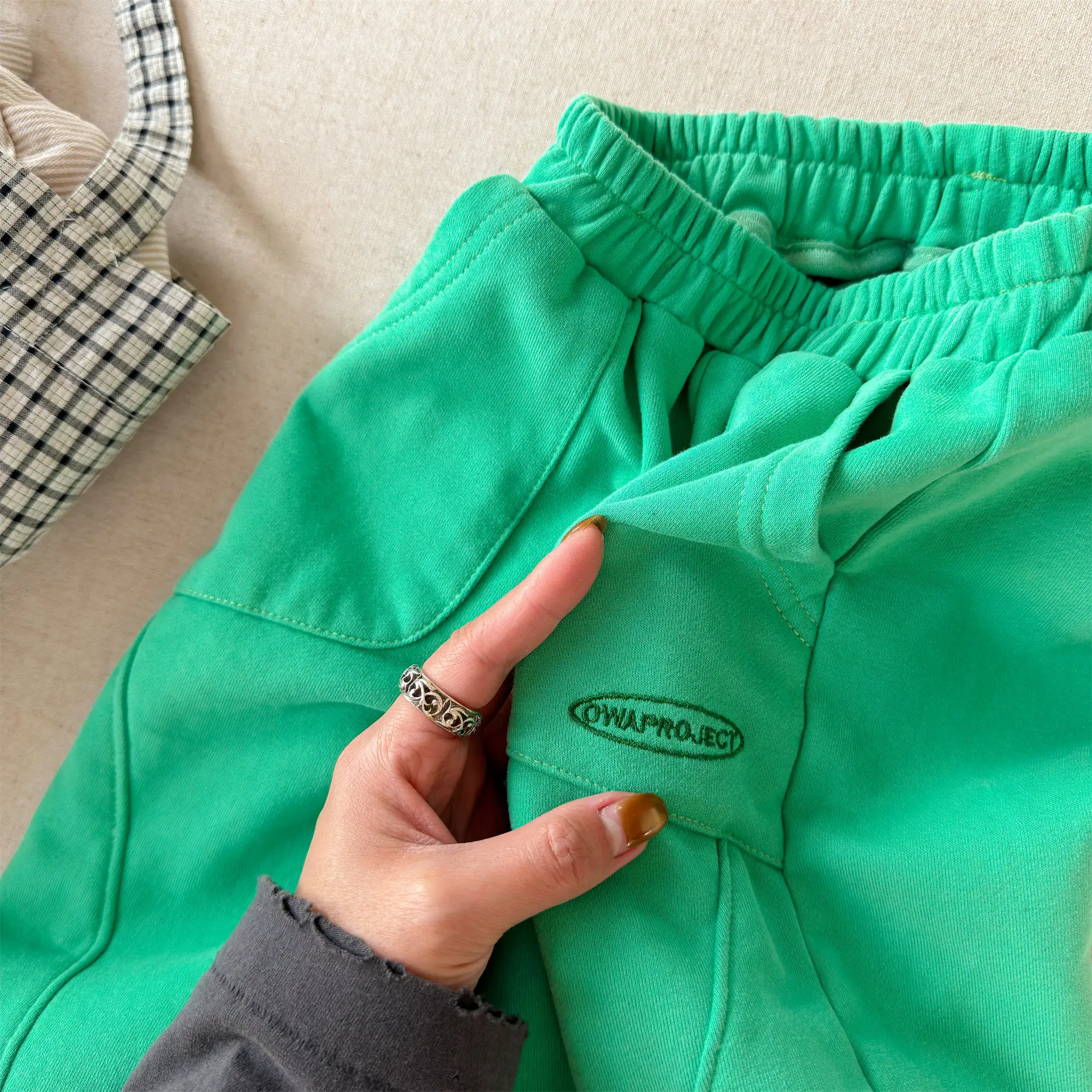 2026 Spring New Children Loose Sweatpants For Boys Girls Letter Casual Pants Baby Cotton Trousers Fashion Kids Clothes