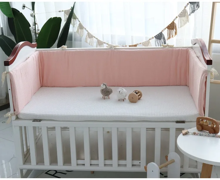 One-piece Waffle Gauze Cotton Washable Baby Crib Bumper Set for Newborns To Prevent Bumps and Falls