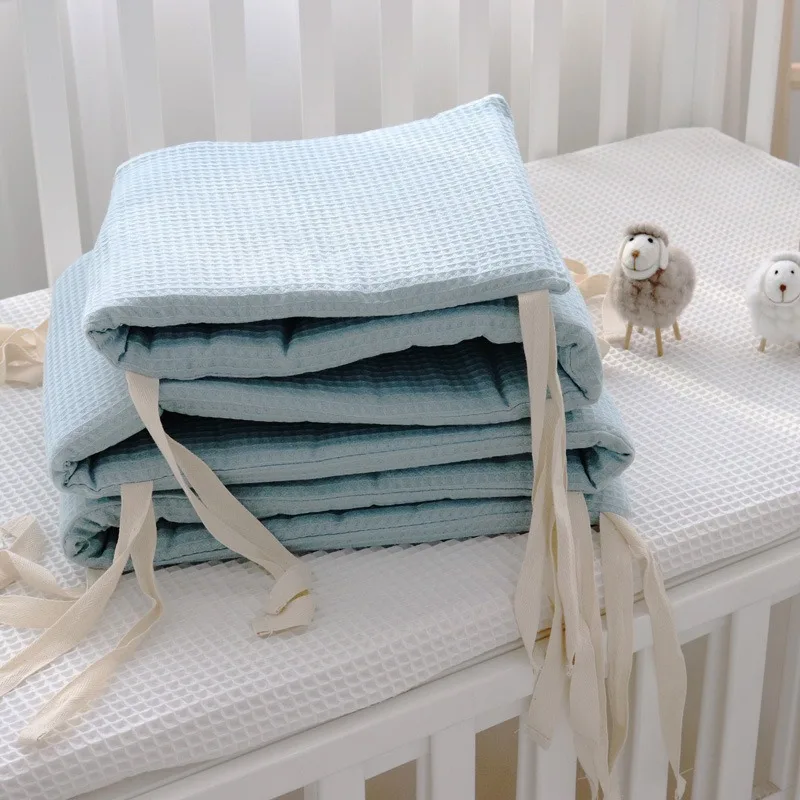 One-piece Waffle Gauze Cotton Washable Baby Crib Bumper Set for Newborns To Prevent Bumps and Falls