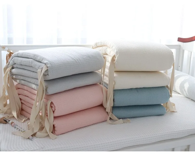 One-piece Waffle Gauze Cotton Washable Baby Crib Bumper Set for Newborns To Prevent Bumps and Falls