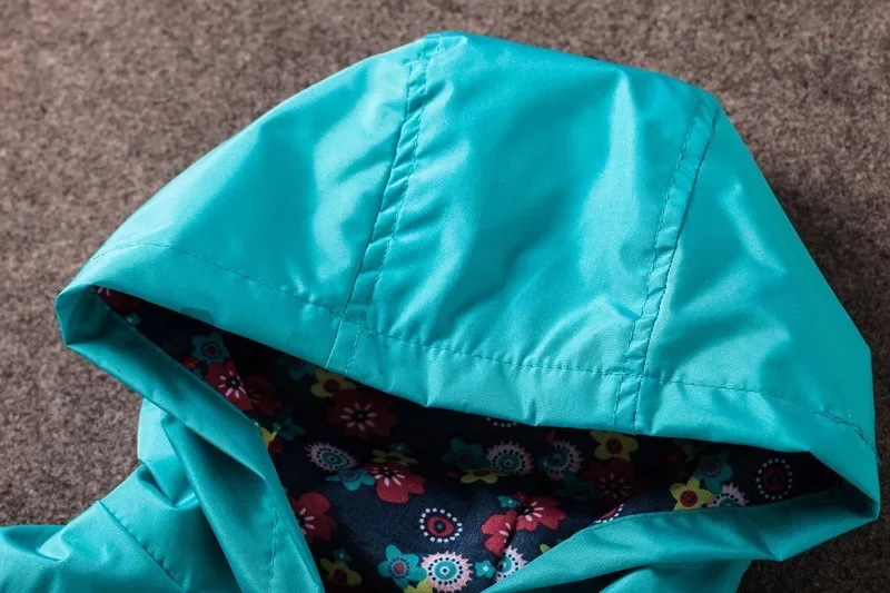 Spring And Autumn Girls Raincoat Waterproof Hooded Jacket Boys Rainwear Fashion Print Long Sleeve Outerwear Children's Clothing