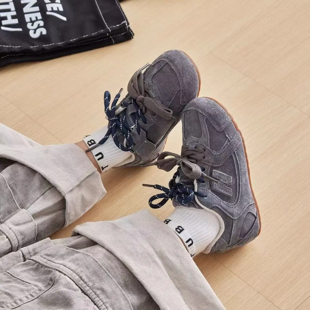 Kid Running Shoes Toddler Autumn Children's Boys Girls Microfiber Leather Thin Bottom Two-tone Shoelaces Non-slip Training Shoes