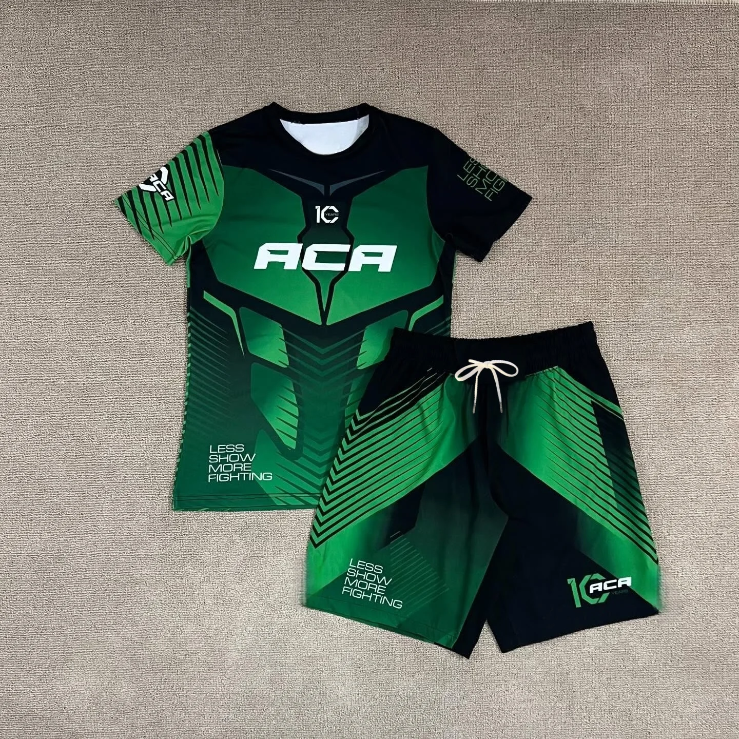 2026 New Sports Set Men's Kids Red Black Camo Graphic Rash Guard Top & Shorts Quick Drying MMA Training Combat Suit