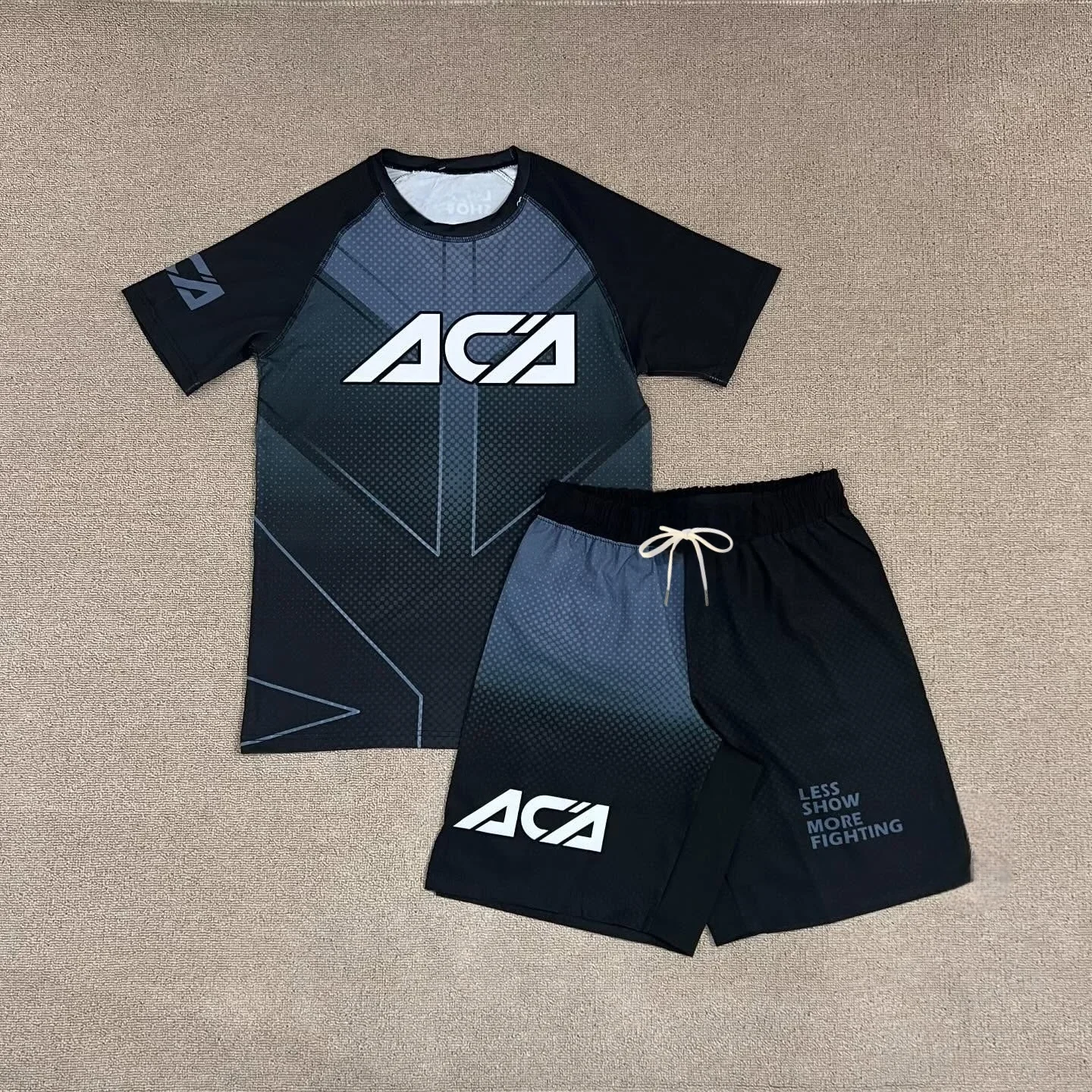 2026 New Sports Set Men's Kids Red Black Camo Graphic Rash Guard Top & Shorts Quick Drying MMA Training Combat Suit
