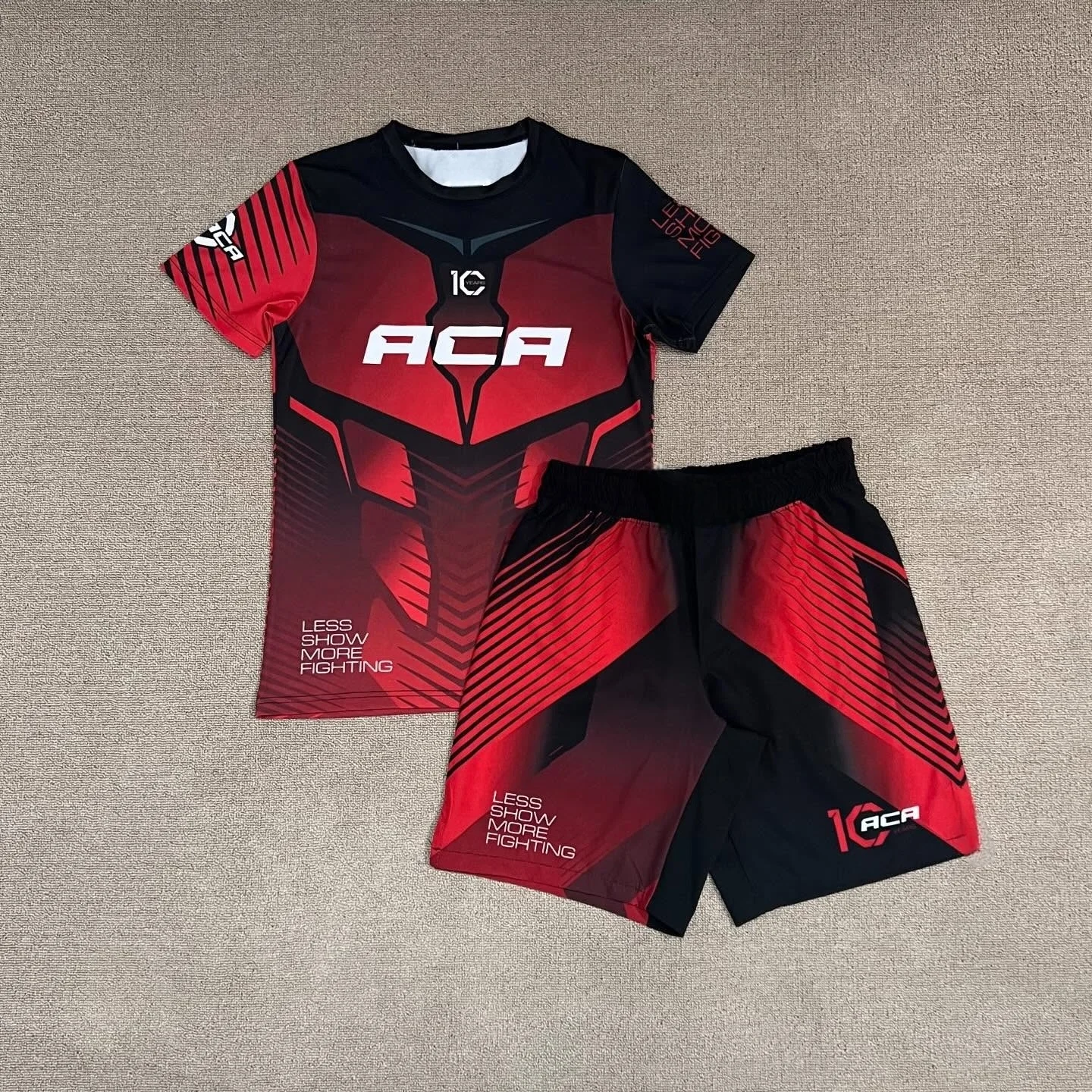 2026 New Sports Set Men's Kids Red Black Camo Graphic Rash Guard Top & Shorts Quick Drying MMA Training Combat Suit
