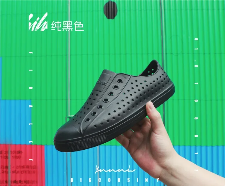 EVA Anti-slip Sports Sandals Slipper Big Child Sandal Unisex Garden Hole Shoe Summer Men Women Sandals Beach Wading Hollow Shoes