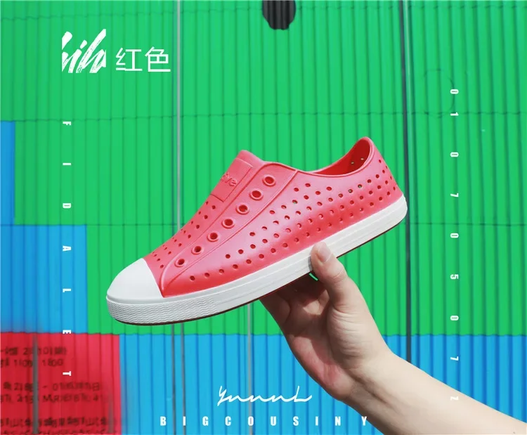 EVA Anti-slip Sports Sandals Slipper Big Child Sandal Unisex Garden Hole Shoe Summer Men Women Sandals Beach Wading Hollow Shoes
