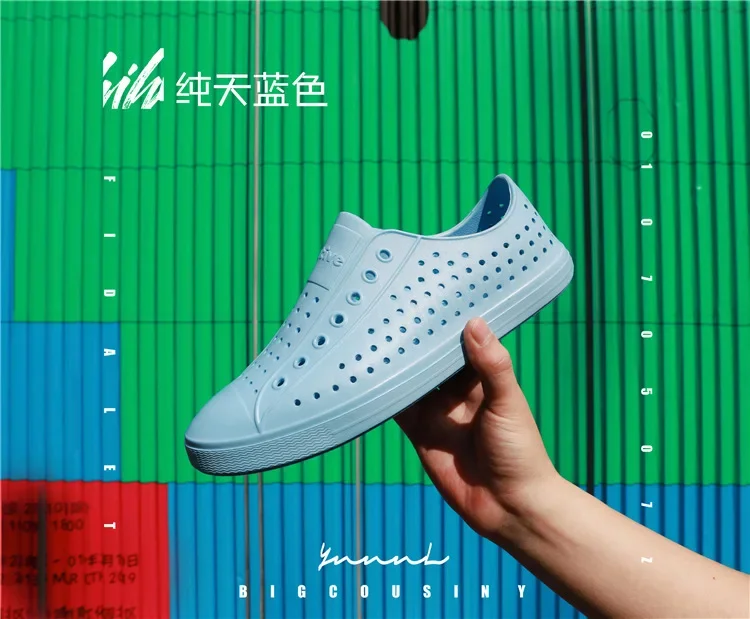 EVA Anti-slip Sports Sandals Slipper Big Child Sandal Unisex Garden Hole Shoe Summer Men Women Sandals Beach Wading Hollow Shoes