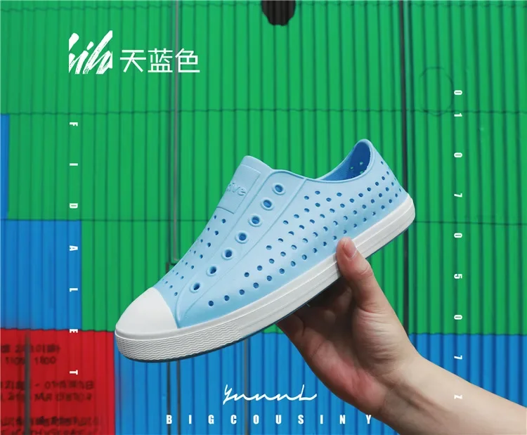 EVA Anti-slip Sports Sandals Slipper Big Child Sandal Unisex Garden Hole Shoe Summer Men Women Sandals Beach Wading Hollow Shoes
