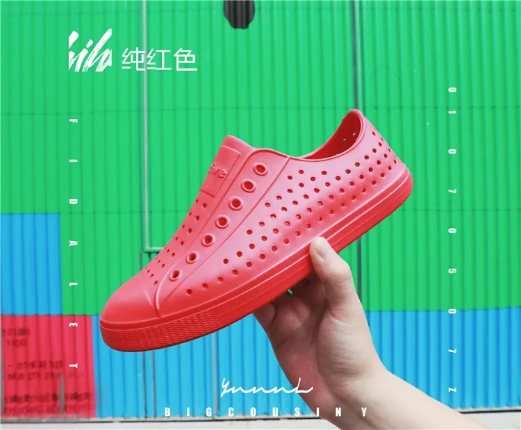 EVA Anti-slip Sports Sandals Slipper Big Child Sandal Unisex Garden Hole Shoe Summer Men Women Sandals Beach Wading Hollow Shoes