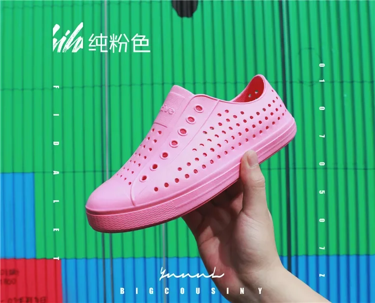 EVA Anti-slip Sports Sandals Slipper Big Child Sandal Unisex Garden Hole Shoe Summer Men Women Sandals Beach Wading Hollow Shoes