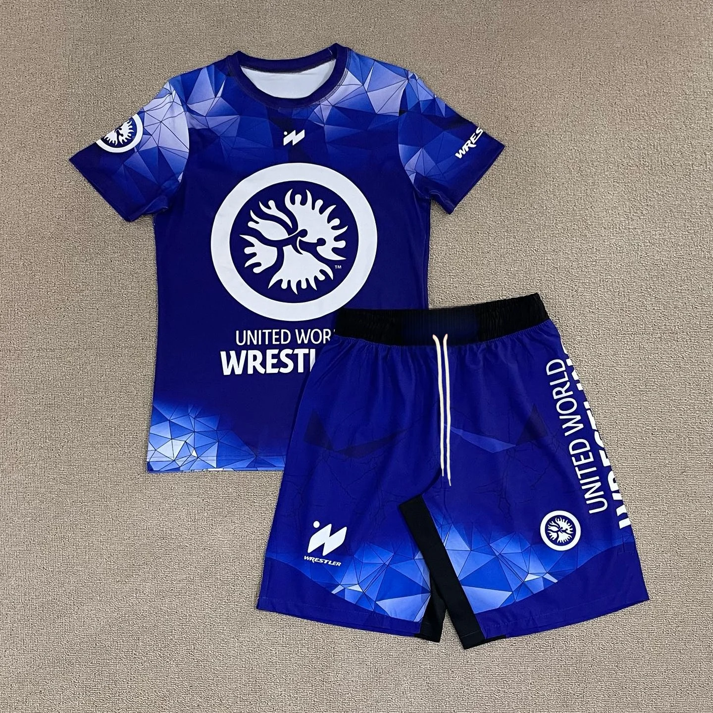 Men's White Marble Print Rash Guard & Shorts Fast Dry Wrestling Style Compression Sport Set Breathable Athletic Training Uniform