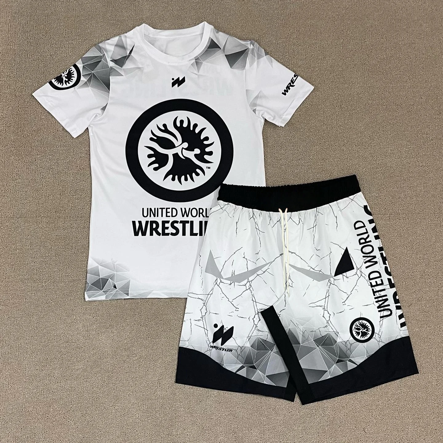 Men's White Marble Print Rash Guard & Shorts Fast Dry Wrestling Style Compression Sport Set Breathable Athletic Training Uniform