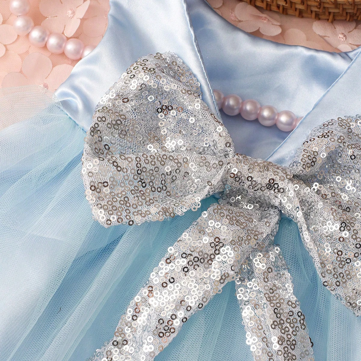 Ylsteed Newborn Photography Outfits Girl Big Bow Lace Dress with Glitter Bow Headband 100 Days Baby Girl Photoshoot Picture Gown