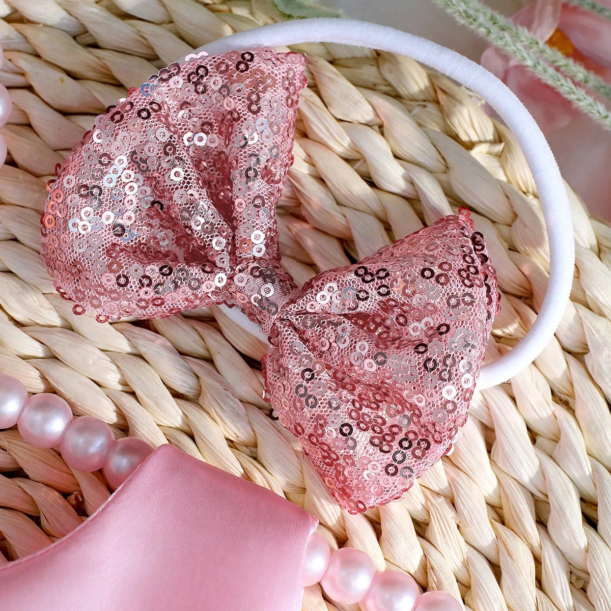 Ylsteed Newborn Photography Outfits Girl Big Bow Lace Dress with Glitter Bow Headband 100 Days Baby Girl Photoshoot Picture Gown
