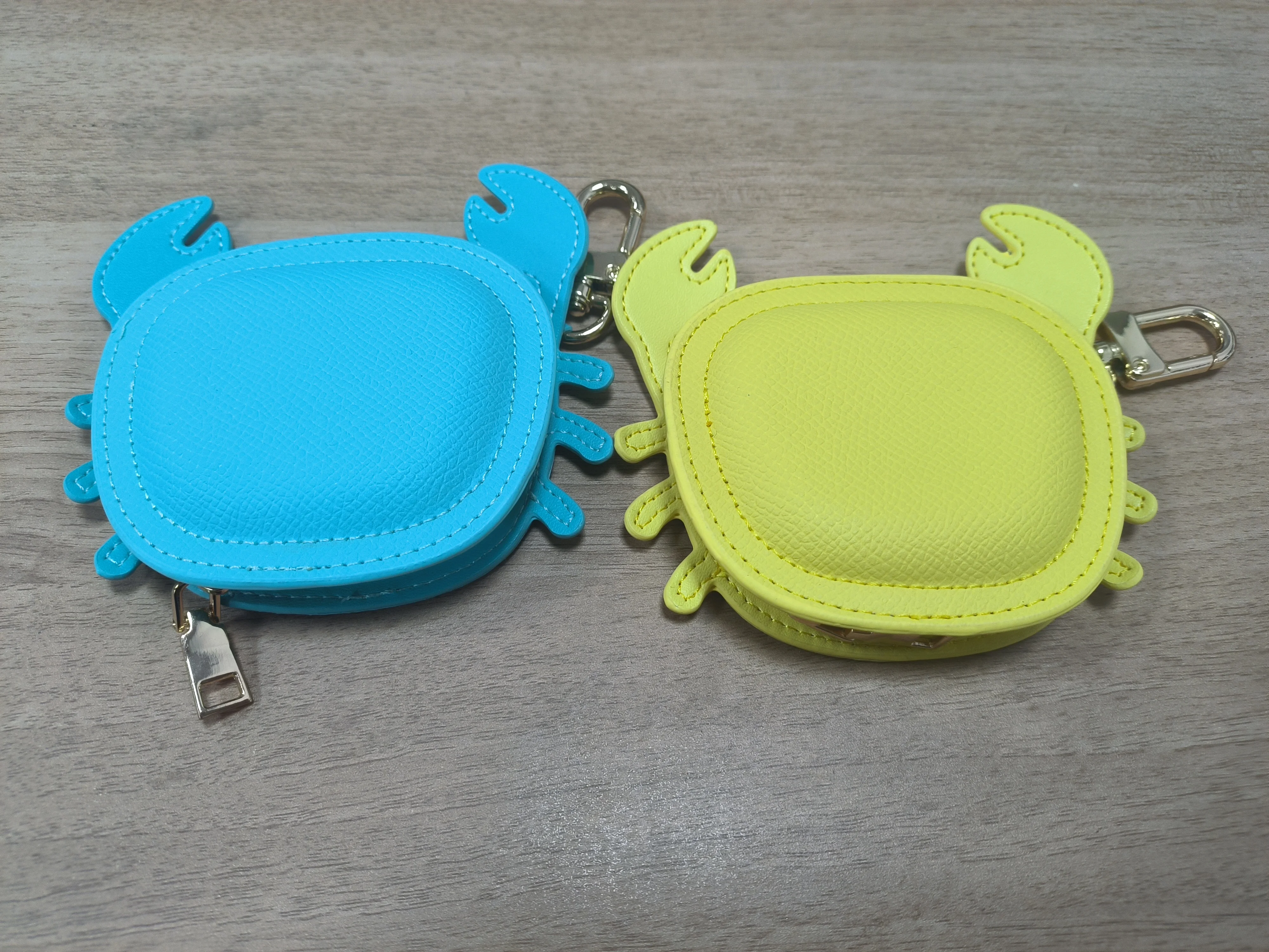 Crab Coin Purse Bag Charm Pendant,Mini Wallet Zipper Pouch for Earphone Storage,Backpack Handbag Hanging Decoration Accessories