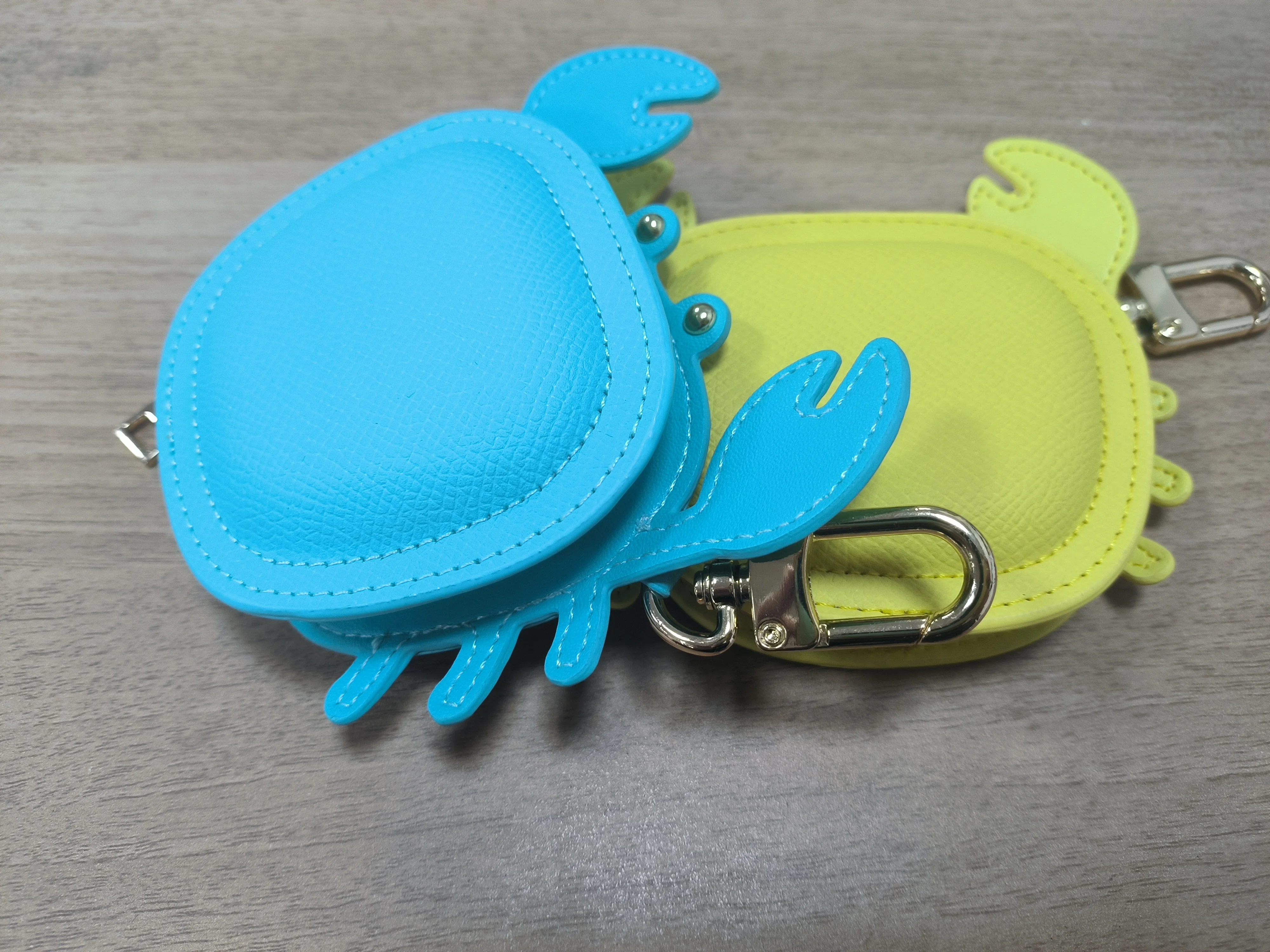 Crab Coin Purse Bag Charm Pendant,Mini Wallet Zipper Pouch for Earphone Storage,Backpack Handbag Hanging Decoration Accessories